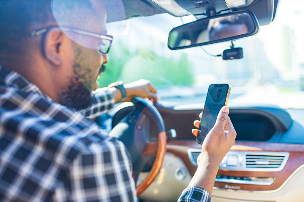 texting and driving accident attorney